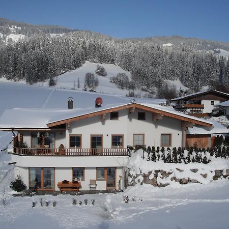 Ferienwohnung am Lindenweg Brixen im Thale Exterior foto